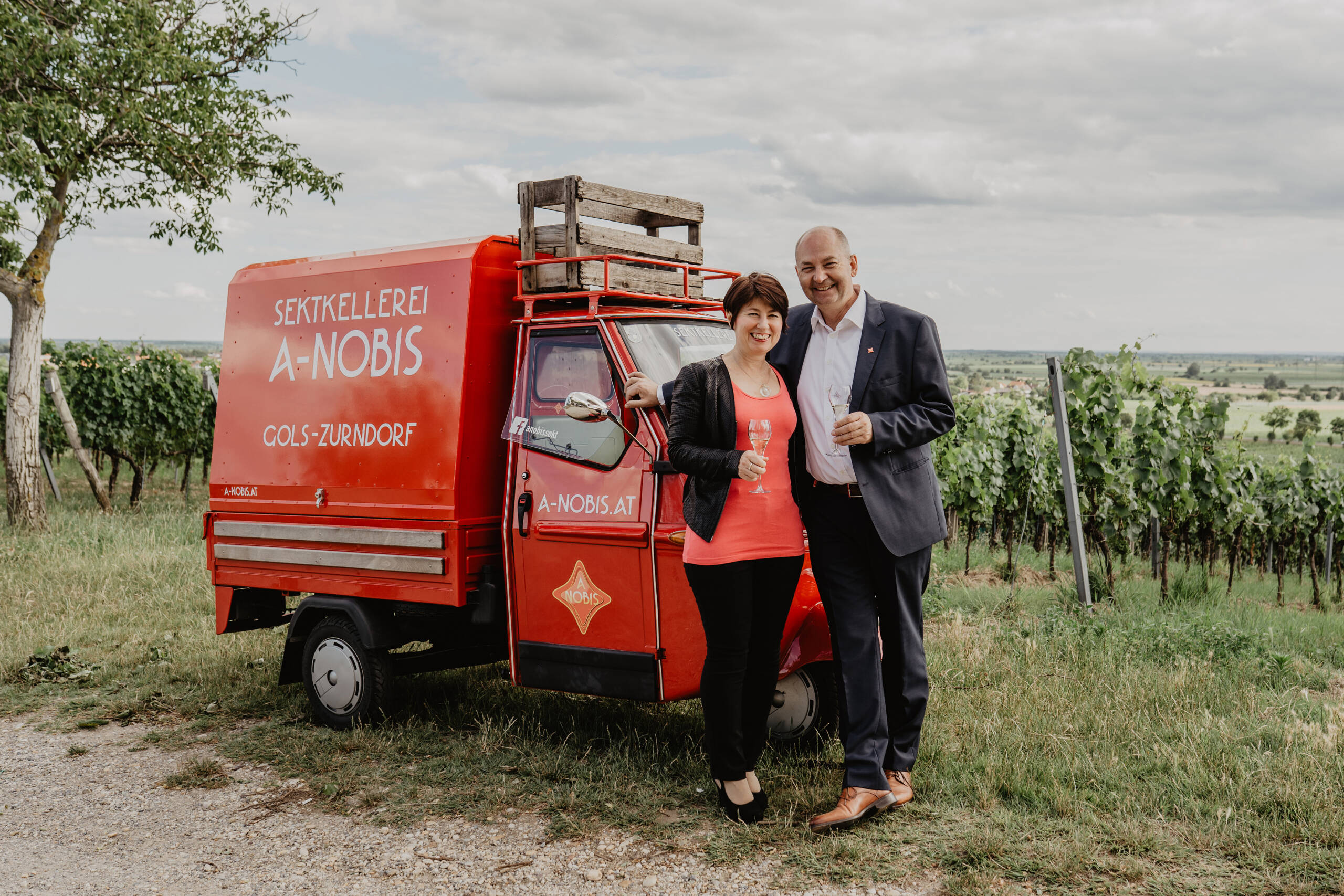 Birgit-und-Norbert-Szigeti-A-Nobis-Sektkellerei Birgit-und-Norbert-Szigeti-A-Nobis-Sektkellerei